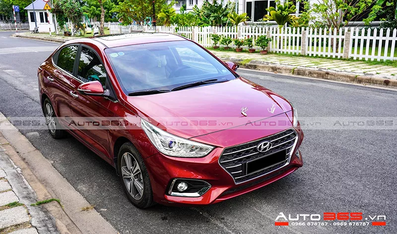 Hyundai Accent Do Den Bi Gtr Premium  2 .jpg